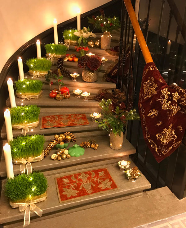 Christmas Sofreh installed on seven levels