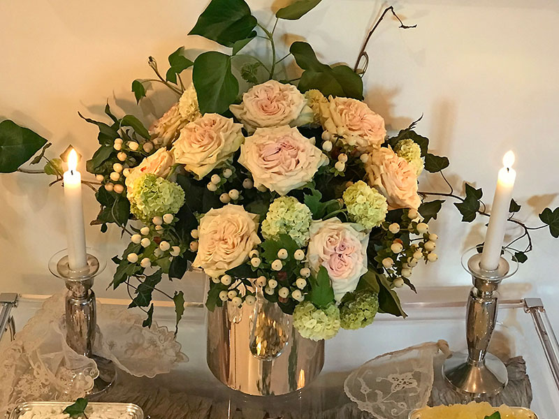 bouquet of Country Secret roses, and candles